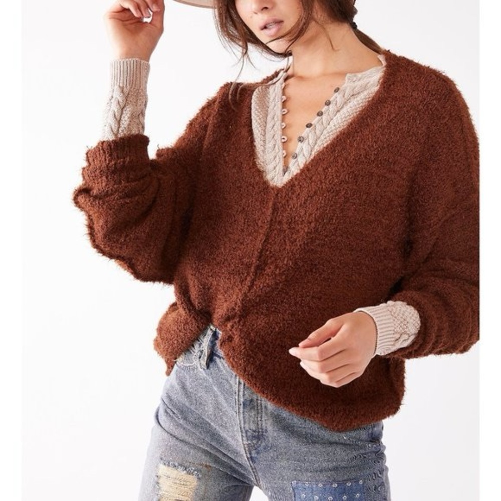 Free People Icing V Neck Pullover Sweater in Mocha Java